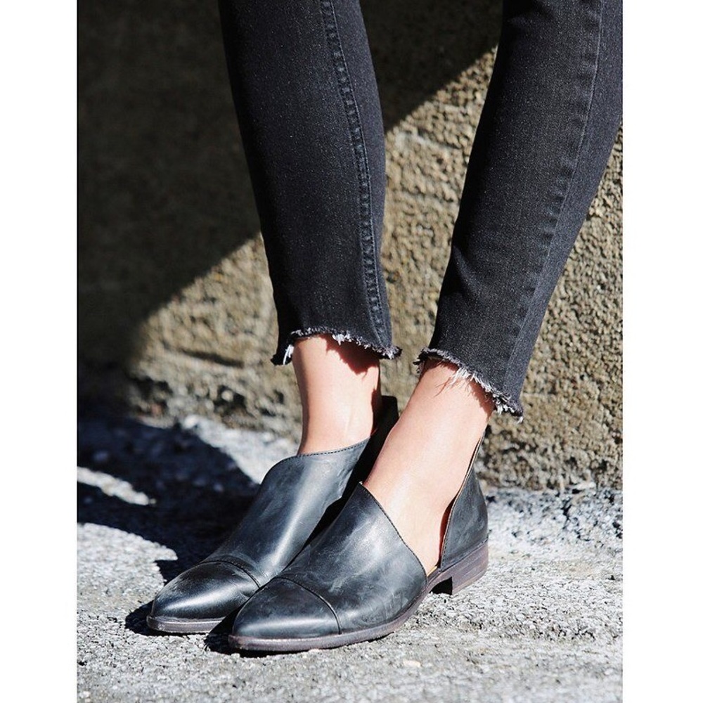 DUPE Free People Royale Flat